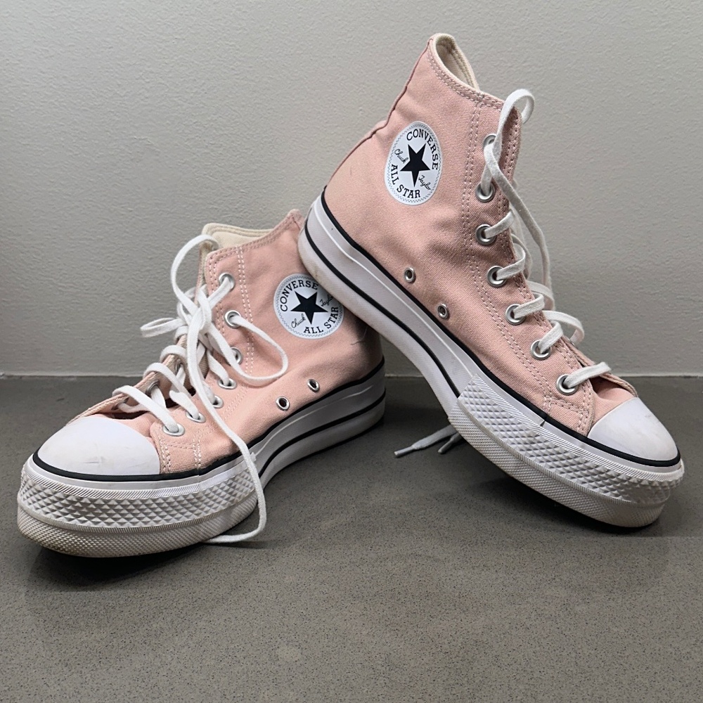Converse Chuck Taylor All Star High Top Sneakers - Pink